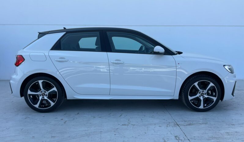 AUDI A1 full