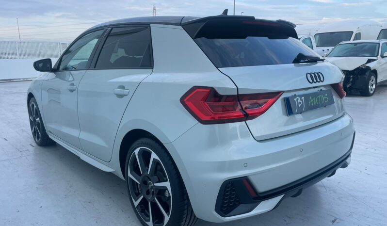 AUDI A1 full