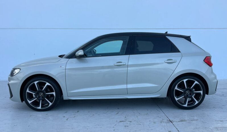 AUDI A1 full