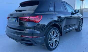 AUDI Q3 full