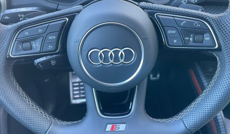 AUDI Q2 full